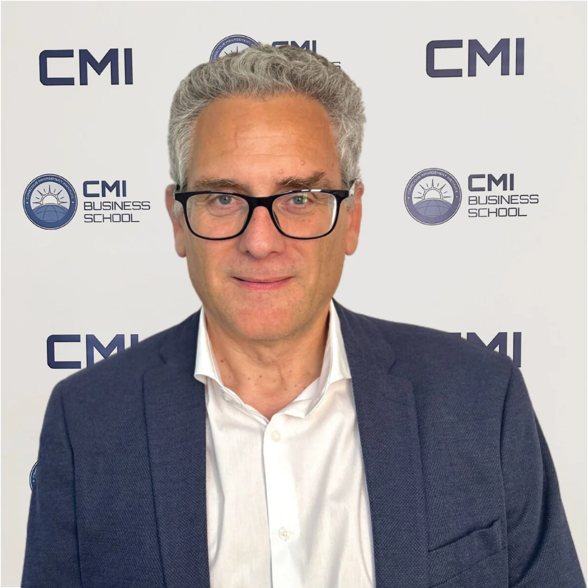 FOTO MANUEL ROMAN 1 2048x2048 1