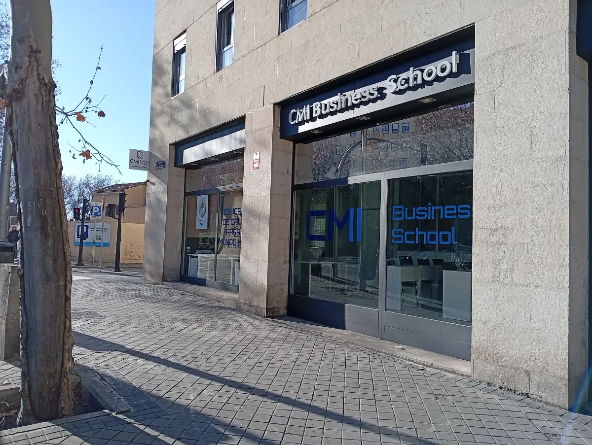 carrusel-instalaciones-cmi-12